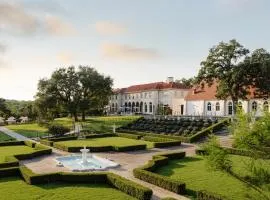 Commodore Perry Estate, Auberge Collection