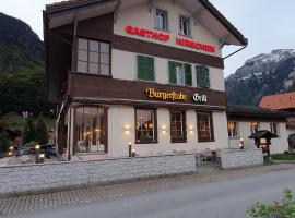 होटल की एक तस्वीर: Gasthof Hirschen in Wilderswil