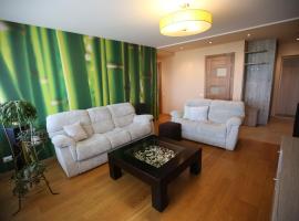 A picture of the hotel: Park View Apartment