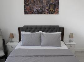 Hotel Photo: Luxury City Center Apartment - Bucharest Railways Station