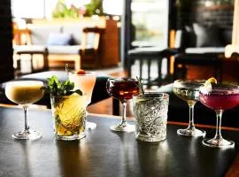 Kimpton Journeyman Hotel by IHG