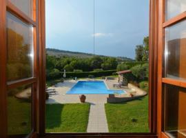 Zdjęcie hotelu: Luxury Villa with pool by Varental
