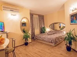 Хотел Колор