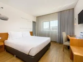 TRYP by Wyndham Leiria, hotel in Leiria