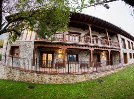 Fotos de Hotel: Apartamentos Los Picos de Europa