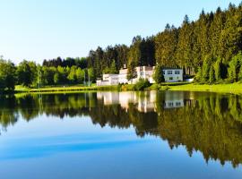 होटल की एक तस्वीर: Resort Luna Vysočina