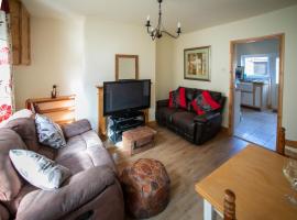 Hotel foto: Charming terraced cottage close to Alton Towers