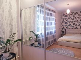 รูปภาพของโรงแรม: Apartment on Zoe Kosmodemyanskoy