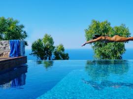 Hotel Photo: Villa Asterope Luxury Retreat by Pleiades