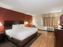 ホテル写真: Red Roof Inn & Suites Mt Holly - McGuire AFB