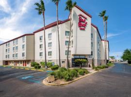 Red Roof Inn Laredo, khách sạn ở Laredo