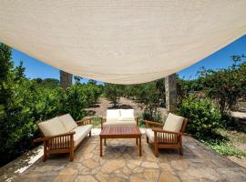 Hotel Photo: 2 BR Stone House with Shared Pool