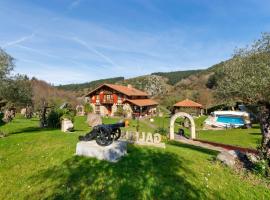 Hotel foto: 4 bedrooms villa with city view private pool and enclosed garden at Bizkaia