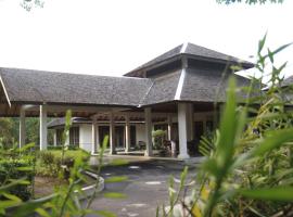 Rungan Sari Meeting Center & Resort、Guhungのホテル