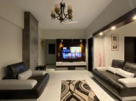 Фотография гостиницы: ZAHA Vacation Home 2-Stylish & Luxury 2br family place