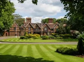 Macdonald Alveston Manor Hotel & Spa, hotel in Stratford-upon-Avon