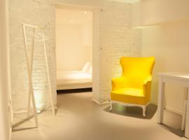 ABCyou Bed&Breakfast, hotel in Valencia