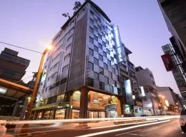 Kiwi Express Hotel - Chenggong Rd – hotel w mieście Taizhong