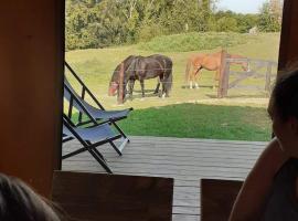 Le Relais d'Artagnan - relais équestre, hotell sihtkohas Mortier