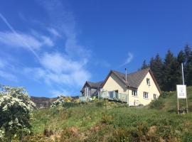 A picture of the hotel: Achmore Self catering