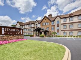 Staybridge Suites Louisville - East by IHG, hotel u gradu 'Louisville'