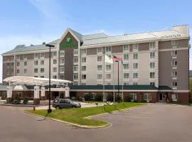 Holiday Inn - Bloomington W MSP Airport Area by IHG