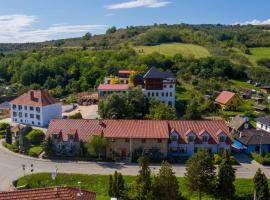 Hotelfotos: Hotel Adina Kurdějov