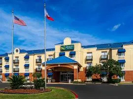 Quality Suites San Antonio Northeast