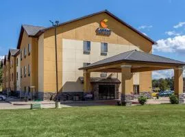 Comfort Inn & Suites Carbondale University Area, hotell i Carbondale