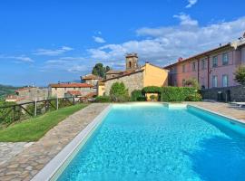 Foto do Hotel: Gualdo Apartment Sleeps 4 with Pool and WiFi