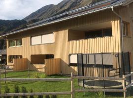 Hotel fotoğraf: Ferienwohnung Schnetzer Au