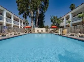 Motel 6-Thousand Oaks, CA, hotel din Thousand Oaks