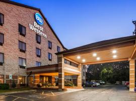 A picture of the hotel: Best Western Inn & Suites - Midway Airport