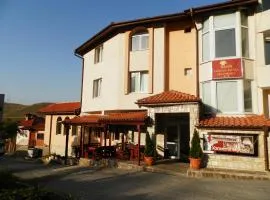 Family Hotel Daisy