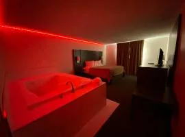 Chicago Club Inn & Suite