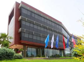 普里米尔阿尔克贝斯特韦斯特酒店,位于地拉那的酒店