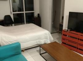 Фотография гостиницы: Studio Bela Cintra ( 5 min Paulista )