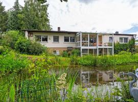 酒店照片: Alluring Holiday Home in Bad Zwesten with Garden