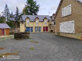 Hotel kuvat: Maison d'une chambre avec terrasse amenagee et wifi a Solesmes