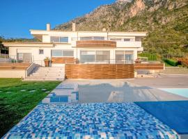 מלון צילום: Mousga Villa Sleeps 10 with Pool and Air Con