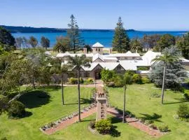 Seahorse Inn Hotel & Villas