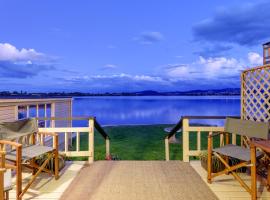 Foto do Hotel: Stay Coastal - Tauranga Beach House