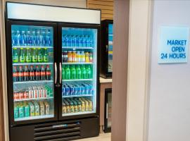 Holiday Inn Express & Suites - Las Vegas - E Tropicana by IHG, hotel in Las Vegas