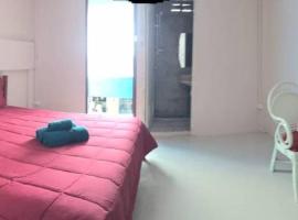 A picture of the hotel: SMILE HOME GUESTHOUSE
