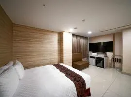 Sa-Yo Hotel - Pier 2