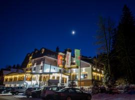 Hotel Board, ξενοδοχείο στη Τζαχορίνα