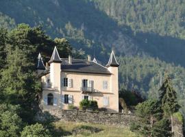 Hotel fotografie: Château les Tours 300m², vue panoramique