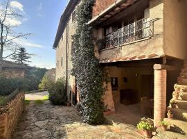 Zdjęcie hotelu: Heritage Holiday Home in Greve in Chianti with Whirlpool