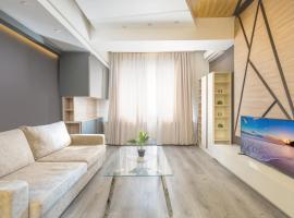 Fotos de Hotel: Modern and Stylish Apartment in New Building, North Avenue, Yerevan