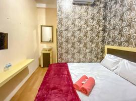 Hotel Photo: Tini's Guest House Malang Mitra RedDoorz